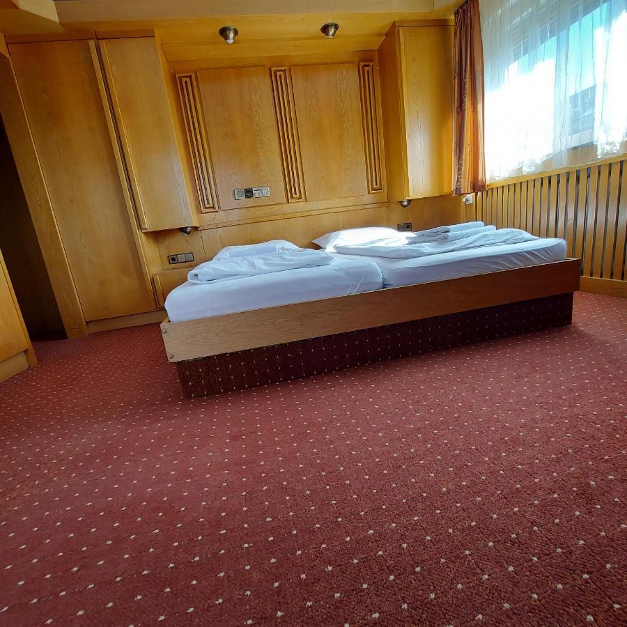 Hotel Tijda Штутгарт Экстерьер фото