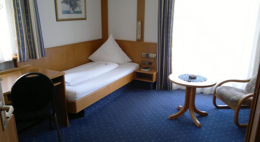 Hotel Tijda Штутгарт Номер фото